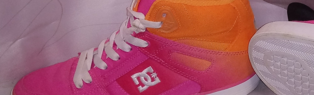 DC sneakers